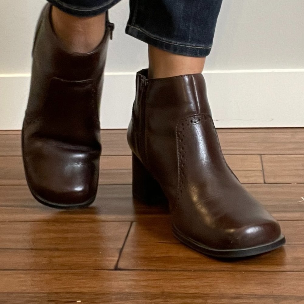 Thom McAn Brown Heeled Bootie with Zip Closure -7.5W-